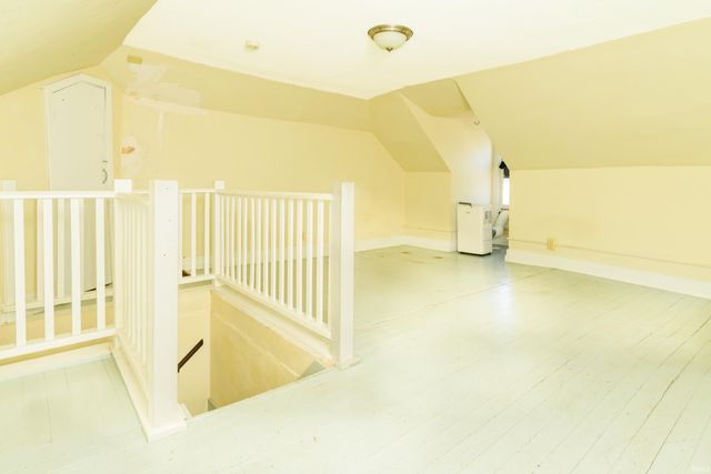 719 W 11th Street, Bloomington, IN 47404