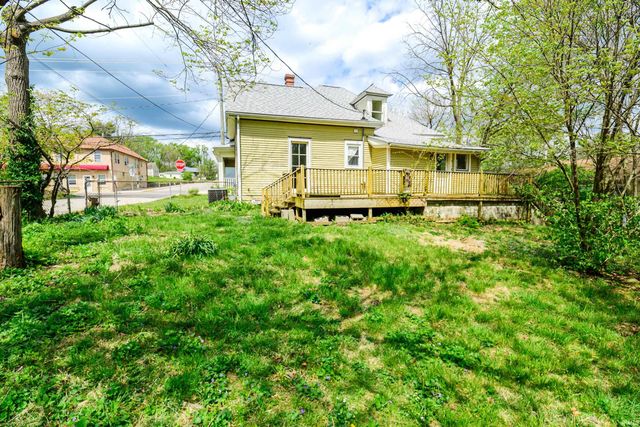 719 W 11th Street, Bloomington, IN 47404