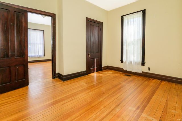 719 W 11th Street, Bloomington, IN 47404