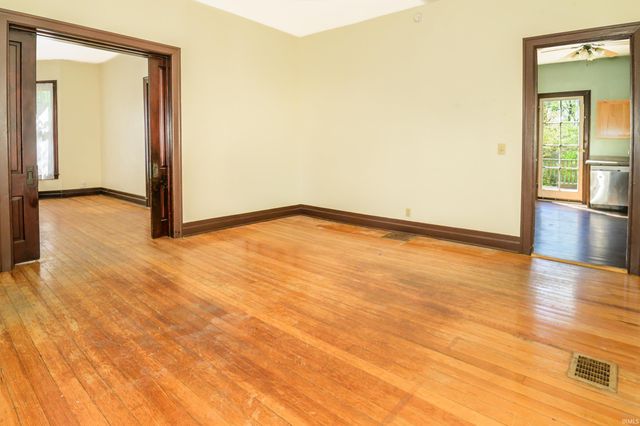 719 W 11th Street, Bloomington, IN 47404