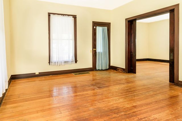 719 W 11th Street, Bloomington, IN 47404