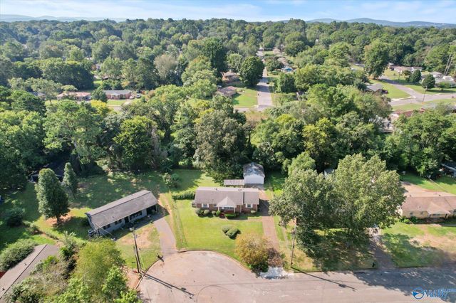 2917 Ford Place NW, Huntsville, AL 35810