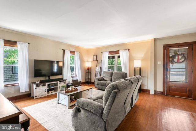 253 MASTER ST, Pottstown, PA 19464