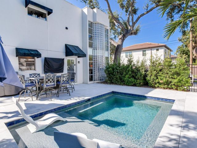 3219 W SAN JUAN STREET B, Tampa, FL 33629