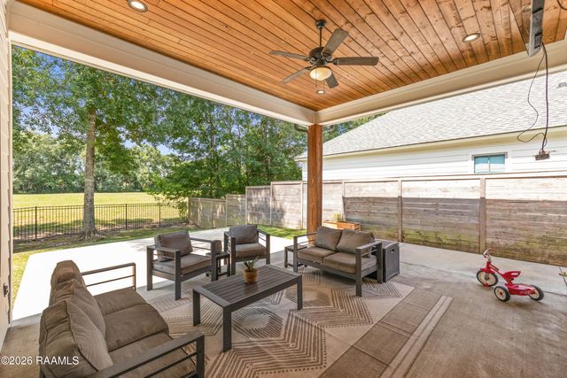 212 Redfern Street, Lafayette, LA 70508