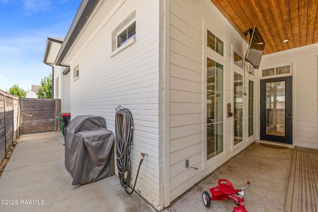 212 Redfern Street, Lafayette, LA 70508