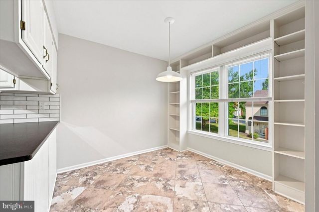 1 FORSYTHIA CT, Lafayette Hill, PA 19444