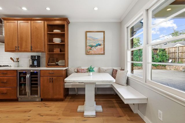 10106 Crestover Circle, Dallas, TX 75229