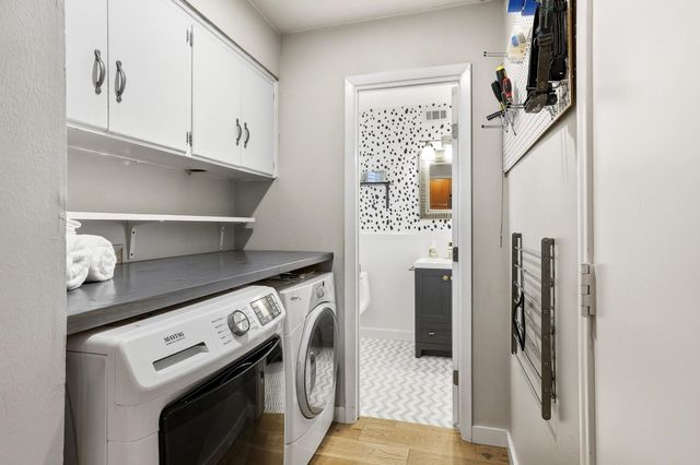 10106 Crestover Circle, Dallas, TX 75229