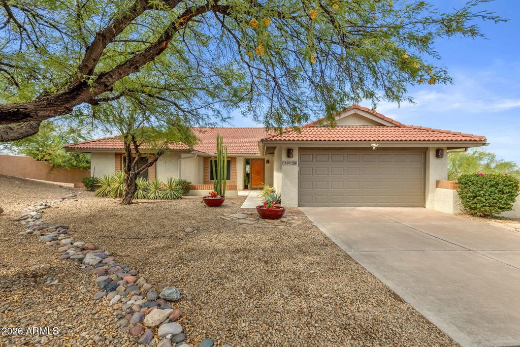 16002 E EL LAGO Boulevard, Fountain Hills, AZ 85268 — exterior