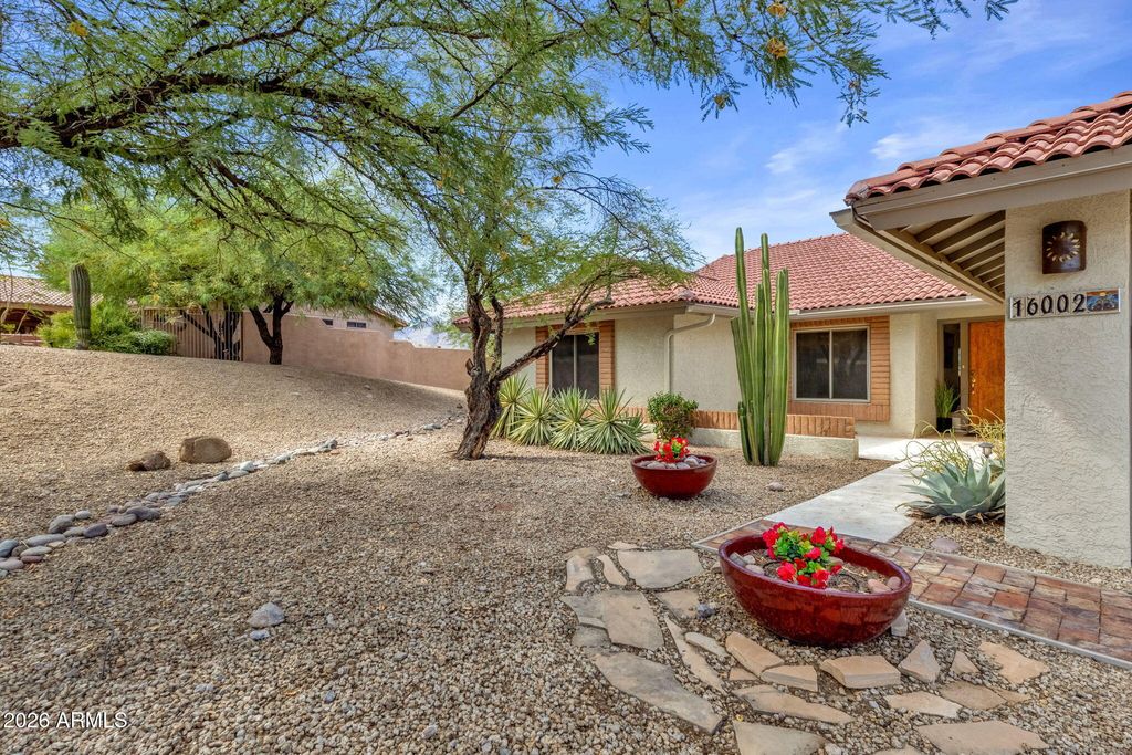 16002 E EL LAGO Boulevard, Fountain Hills, AZ 85268 — photo 4