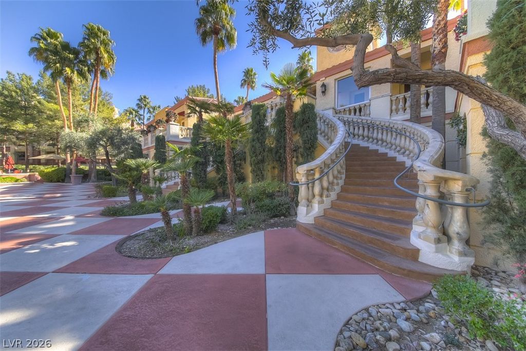 260 FLAMINGO Road 322, Las Vegas, NV 89169