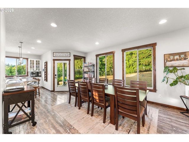 18515 Ne 191ST Cir, Brush Prairie, WA 98606
