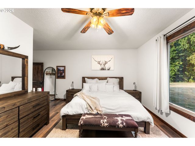 18515 Ne 191ST Cir, Brush Prairie, WA 98606