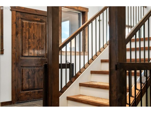 18515 Ne 191ST Cir, Brush Prairie, WA 98606