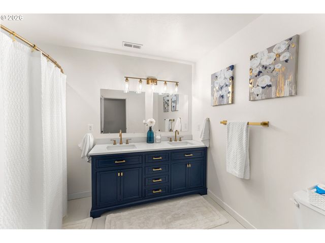 18515 Ne 191ST Cir, Brush Prairie, WA 98606