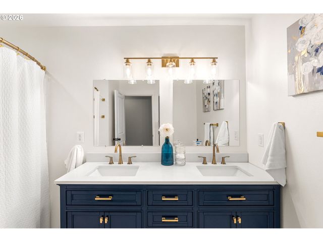 18515 Ne 191ST Cir, Brush Prairie, WA 98606