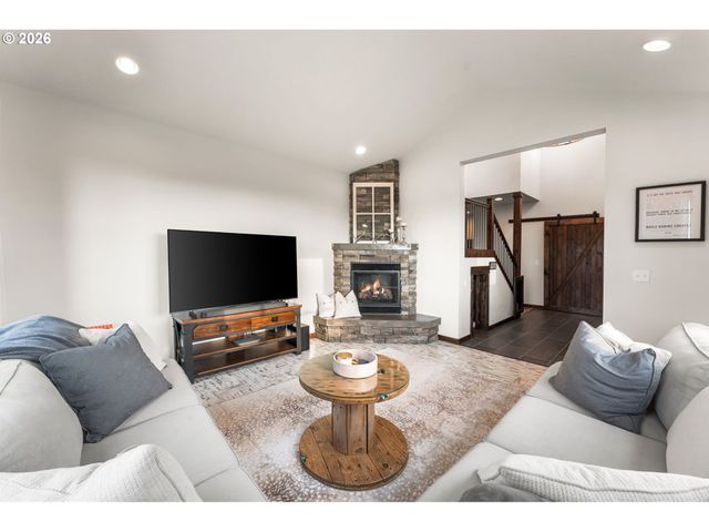 18515 Ne 191ST Cir, Brush Prairie, WA 98606