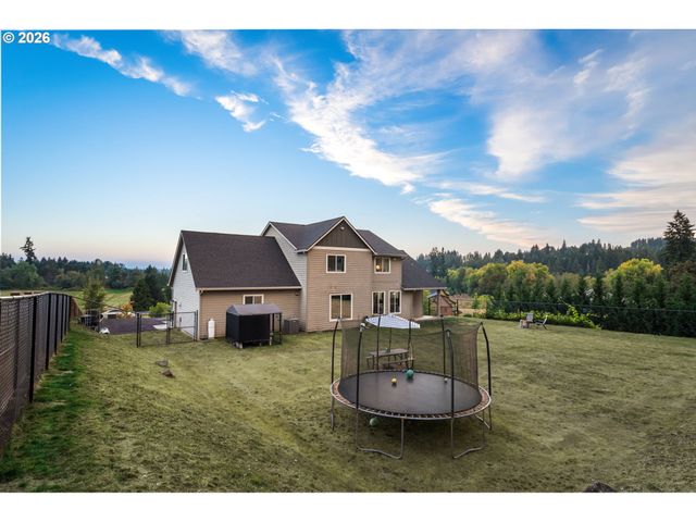 18515 Ne 191ST Cir, Brush Prairie, WA 98606