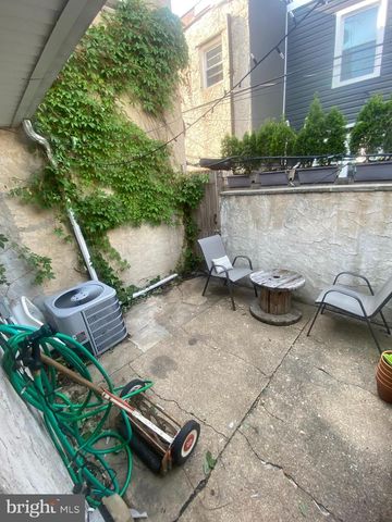 902 CANTRELL ST, Philadelphia, PA 19148