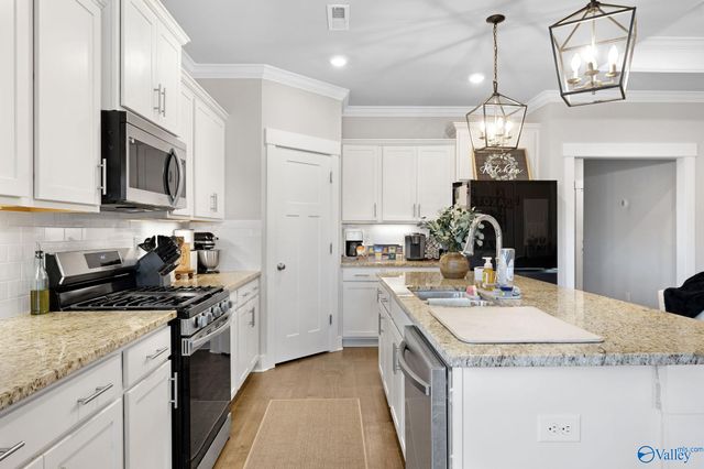 14778 Greenleaf Drive, Athens, AL 35613