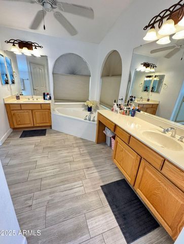 1220 S Abilene Court, Gilbert, AZ 85233