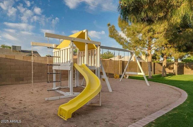 1220 S Abilene Court, Gilbert, AZ 85233