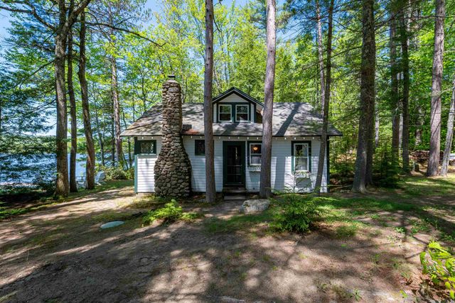 35 Oak Avenue, Effingham, NH 03882
