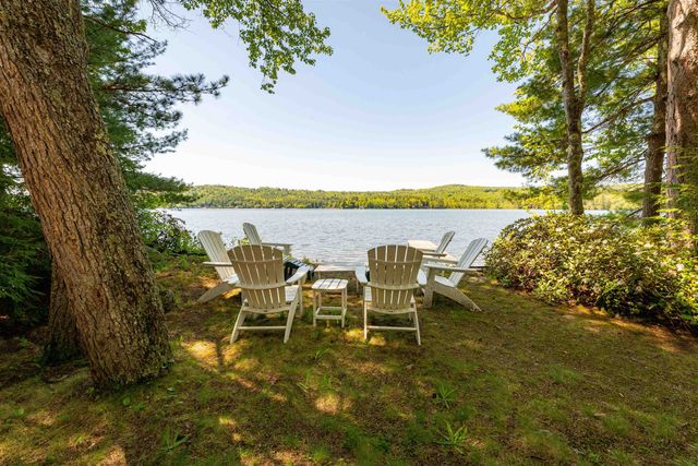 35 Oak Avenue, Effingham, NH 03882