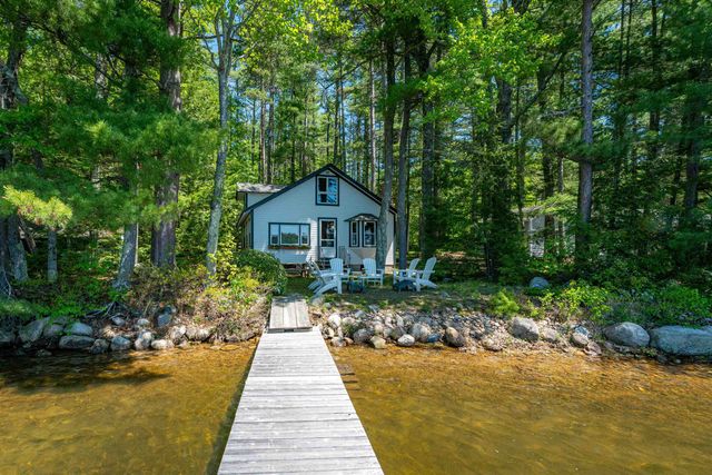 35 Oak Avenue, Effingham, NH 03882