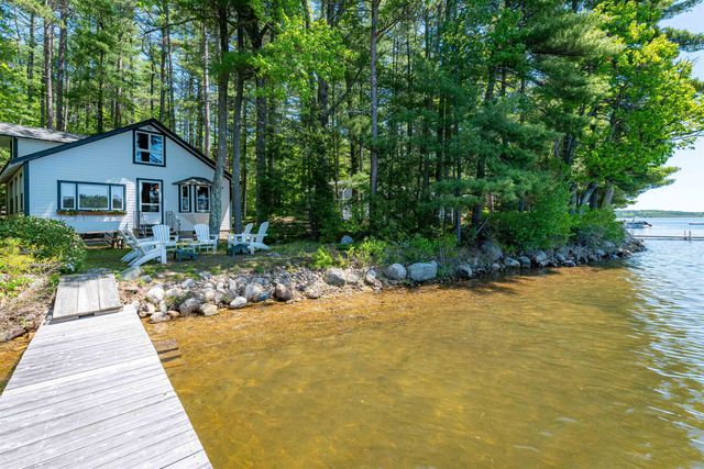 35 Oak Avenue, Effingham, NH 03882