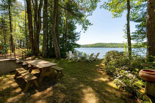 35 Oak Avenue, Effingham, NH 03882