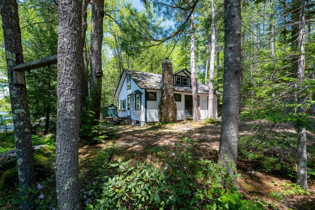 35 Oak Avenue, Effingham, NH 03882