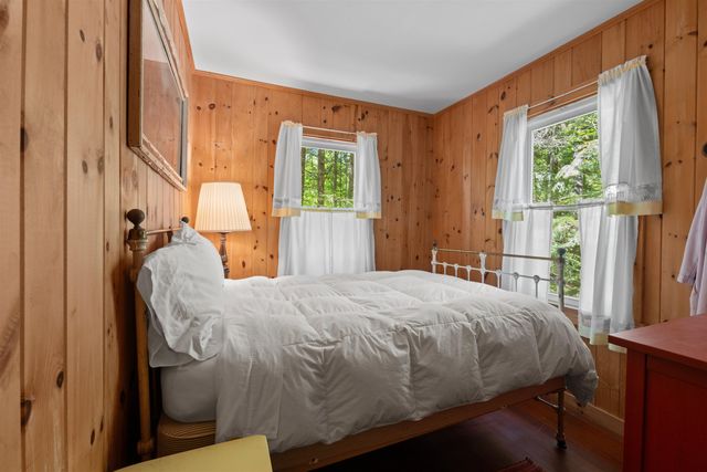 35 Oak Avenue, Effingham, NH 03882