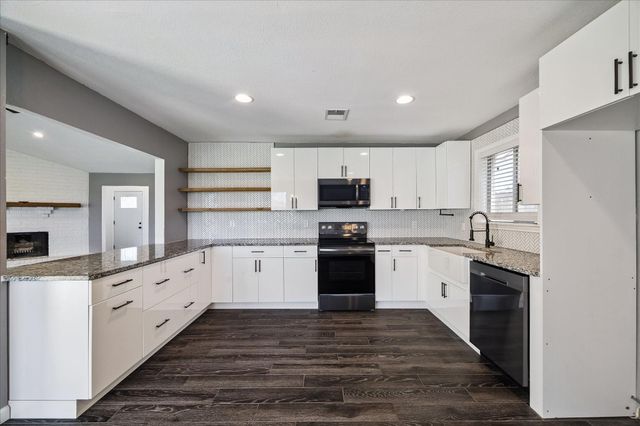 1410 Gentle Bend Drive, Missouri City, TX 77489