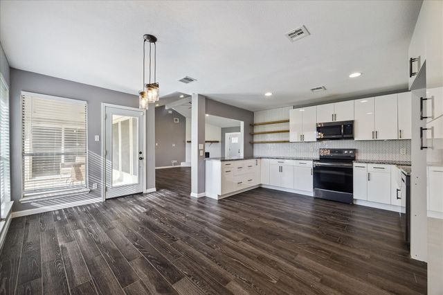 1410 Gentle Bend Drive, Missouri City, TX 77489