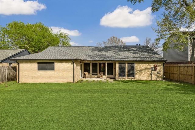 1410 Gentle Bend Drive, Missouri City, TX 77489