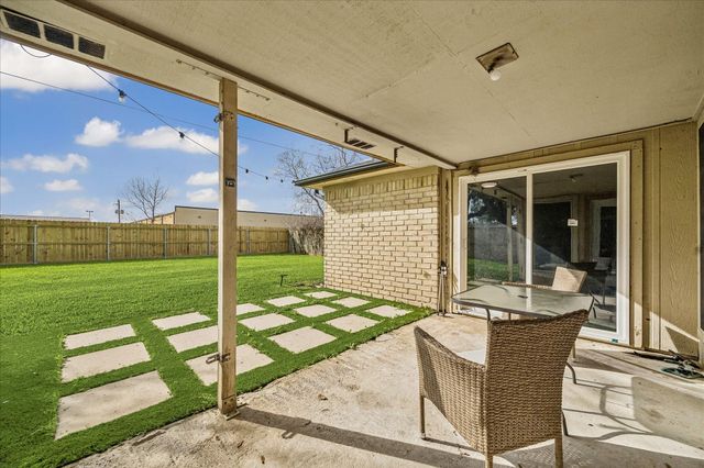 1410 Gentle Bend Drive, Missouri City, TX 77489