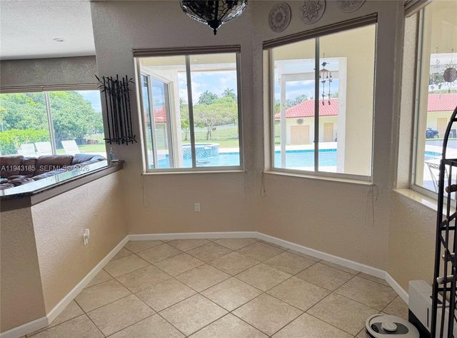 6550 SW 183rd Way, Southwest Ranches, FL 33331