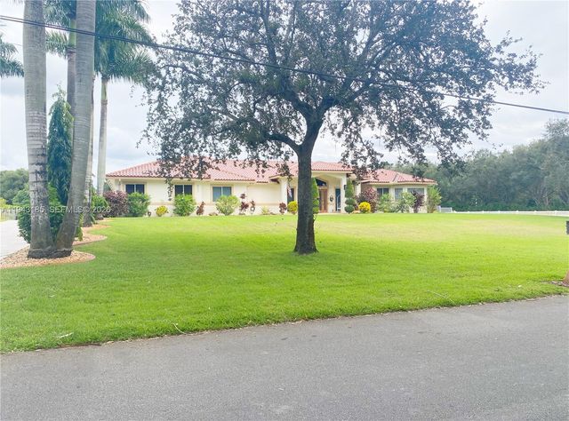 6550 SW 183rd Way, Southwest Ranches, FL 33331