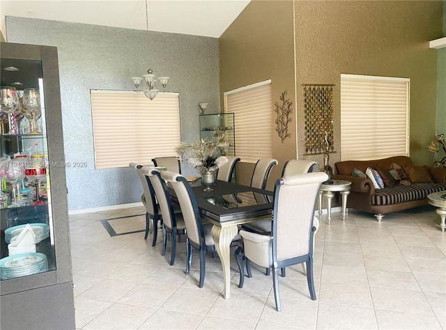 6550 SW 183rd Way, Southwest Ranches, FL 33331