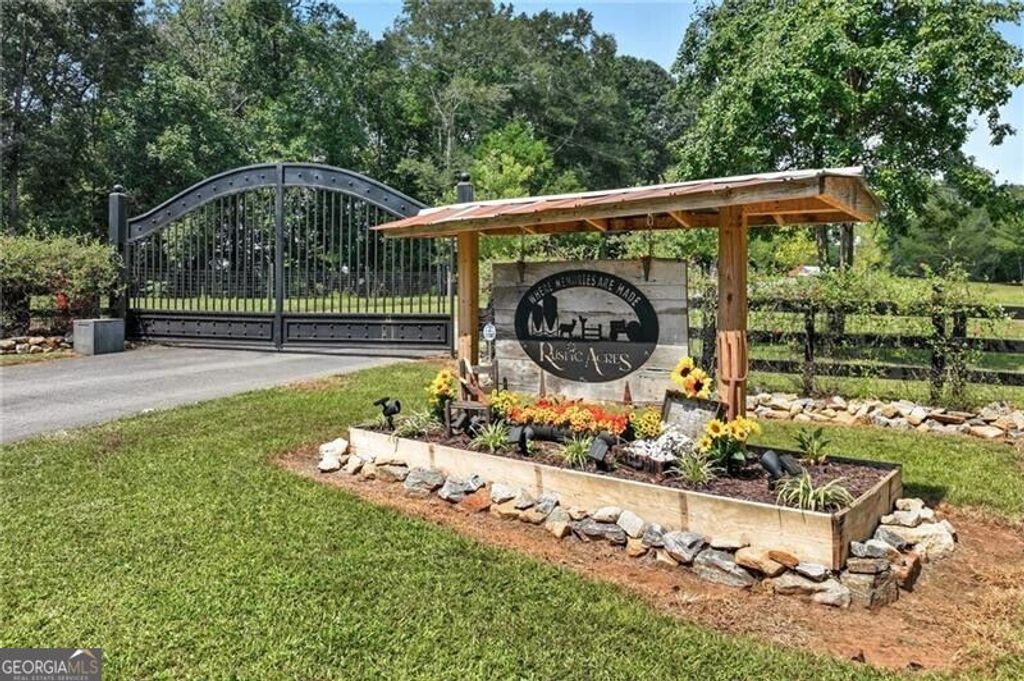731 Borders Road, Commerce, GA 30530 — exterior