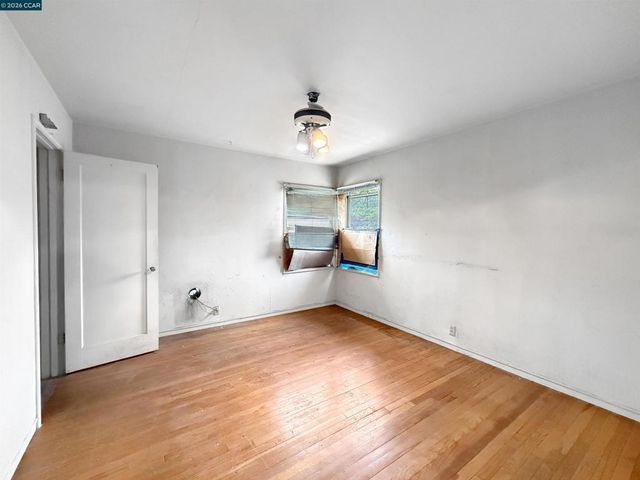 2224 108th Ave, Oakland, CA 94603