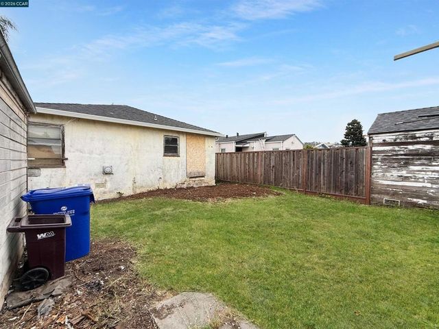 2224 108th Ave, Oakland, CA 94603