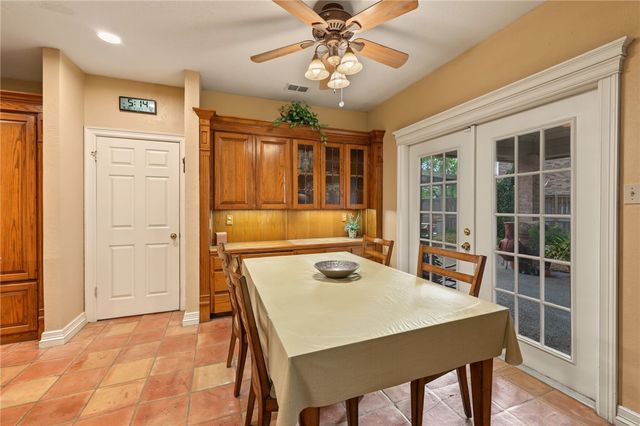 7629 LAKE BOLSENA Dr, Corpus Christi, TX 78413