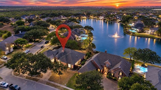 7629 LAKE BOLSENA Dr, Corpus Christi, TX 78413