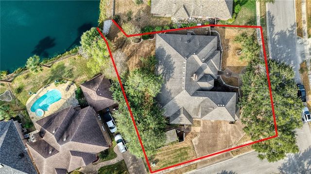 7629 LAKE BOLSENA Dr, Corpus Christi, TX 78413