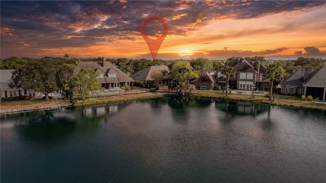 7629 LAKE BOLSENA Dr, Corpus Christi, TX 78413