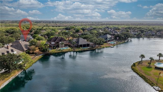 7629 LAKE BOLSENA Dr, Corpus Christi, TX 78413