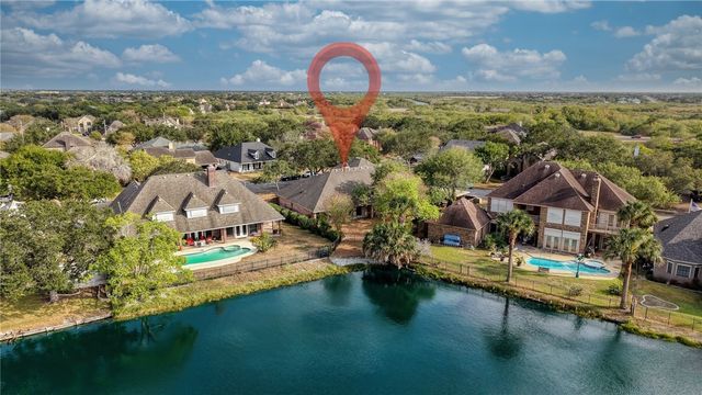 7629 LAKE BOLSENA Dr, Corpus Christi, TX 78413